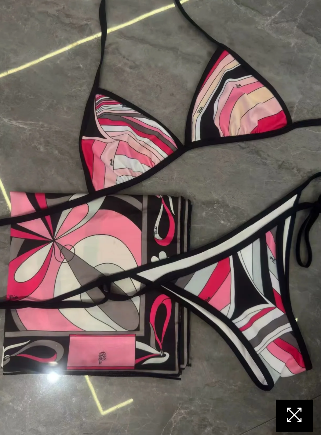 Pink/black Pucci