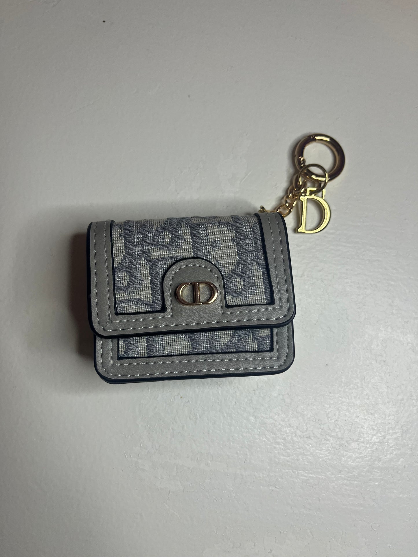 Adore Airpod Cases ( 2 colors )