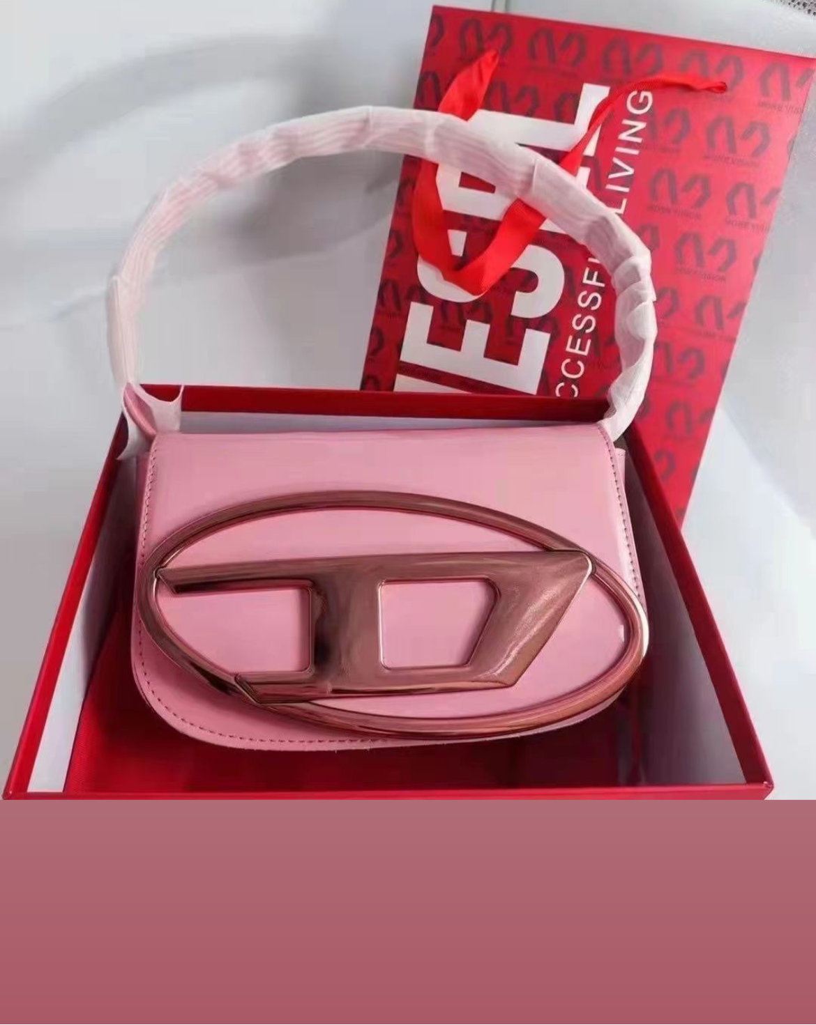 Pink purse