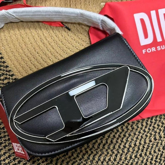Black purse