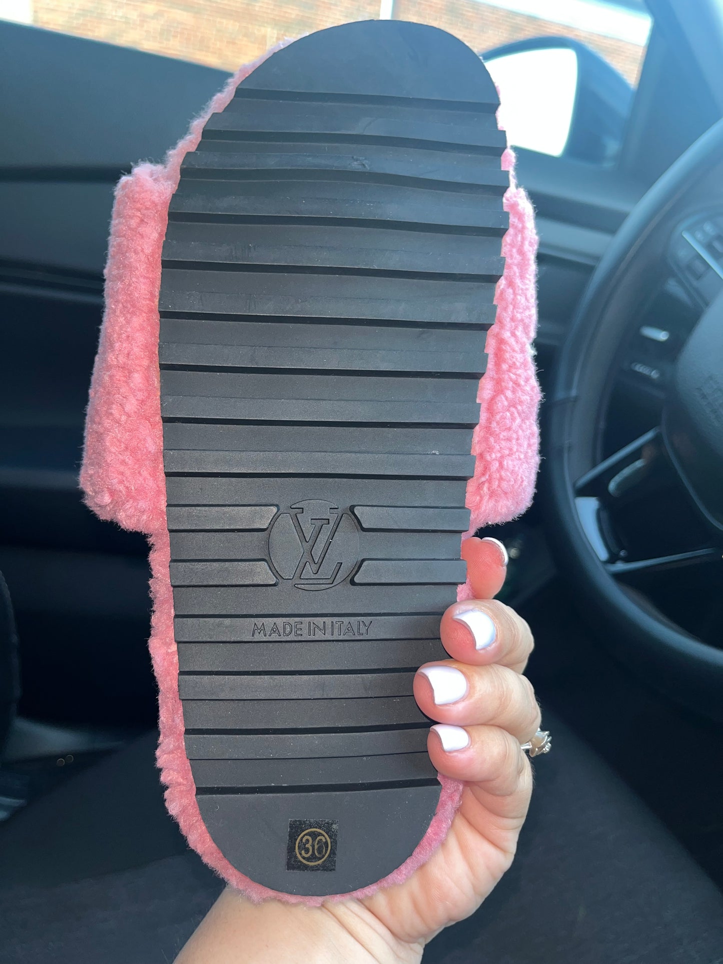 Vuitton Pink