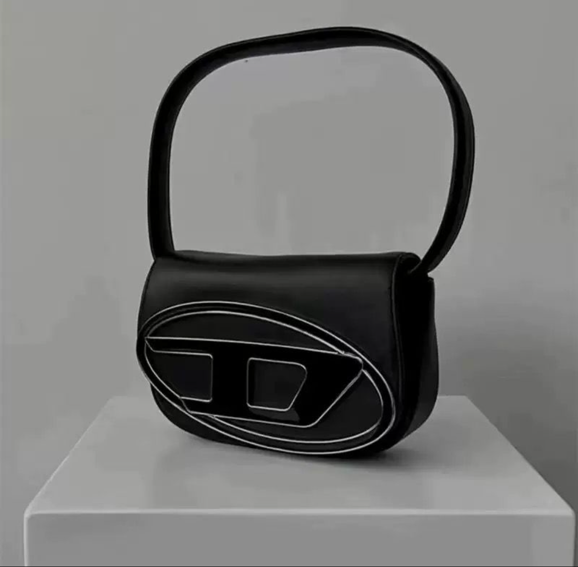Black purse