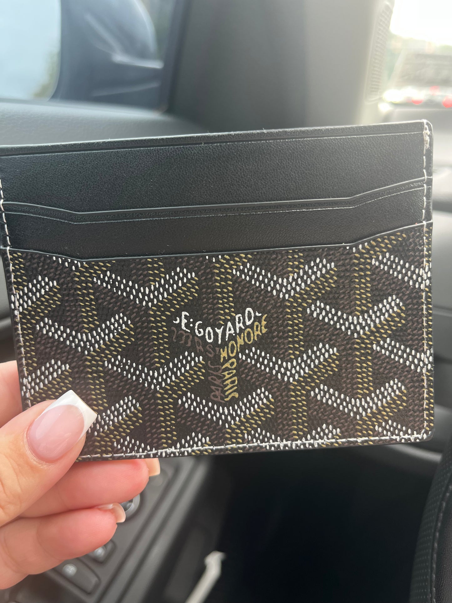 Gogo card holder 9