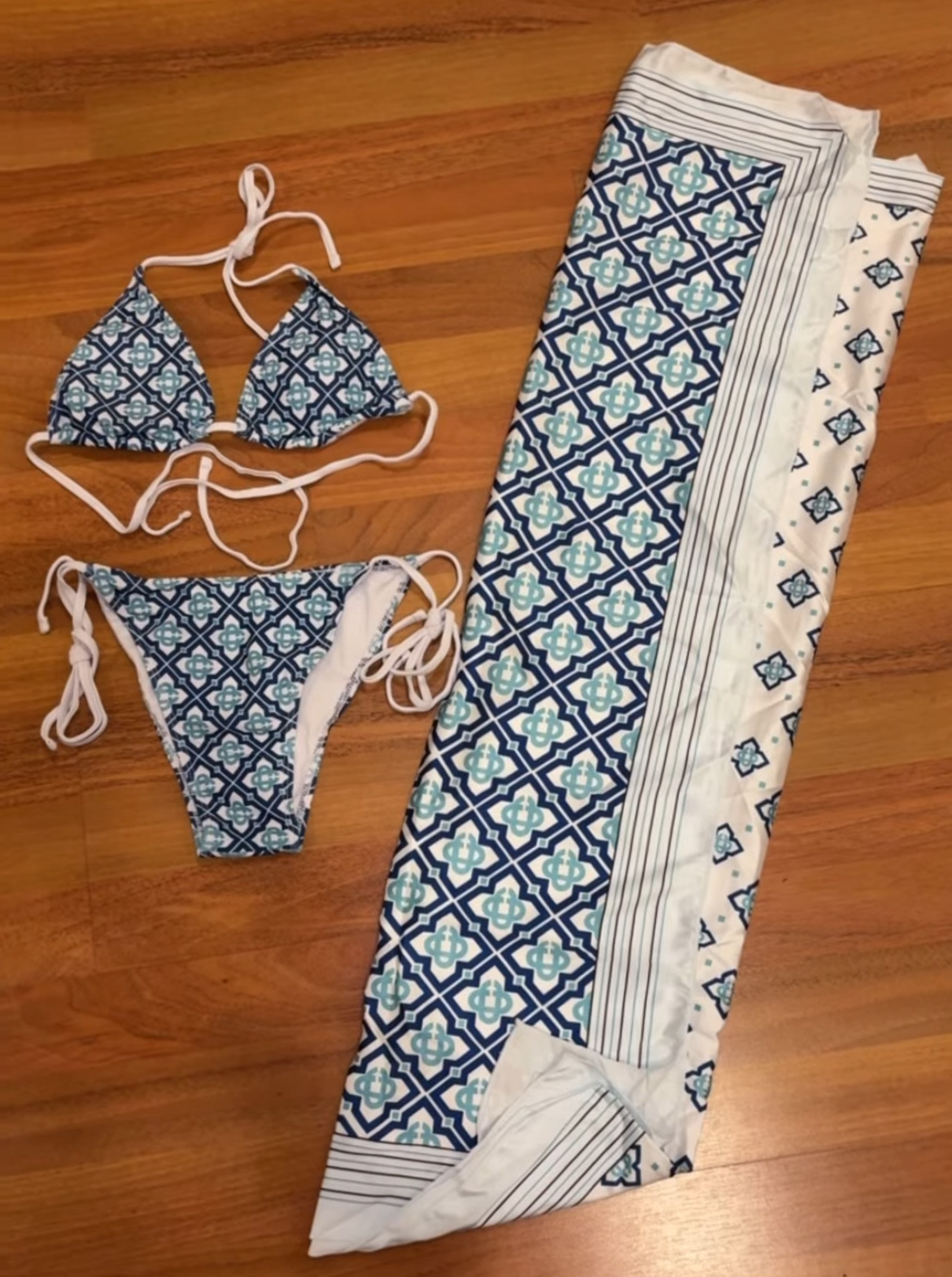 Casa Bleu two piece with scarf
